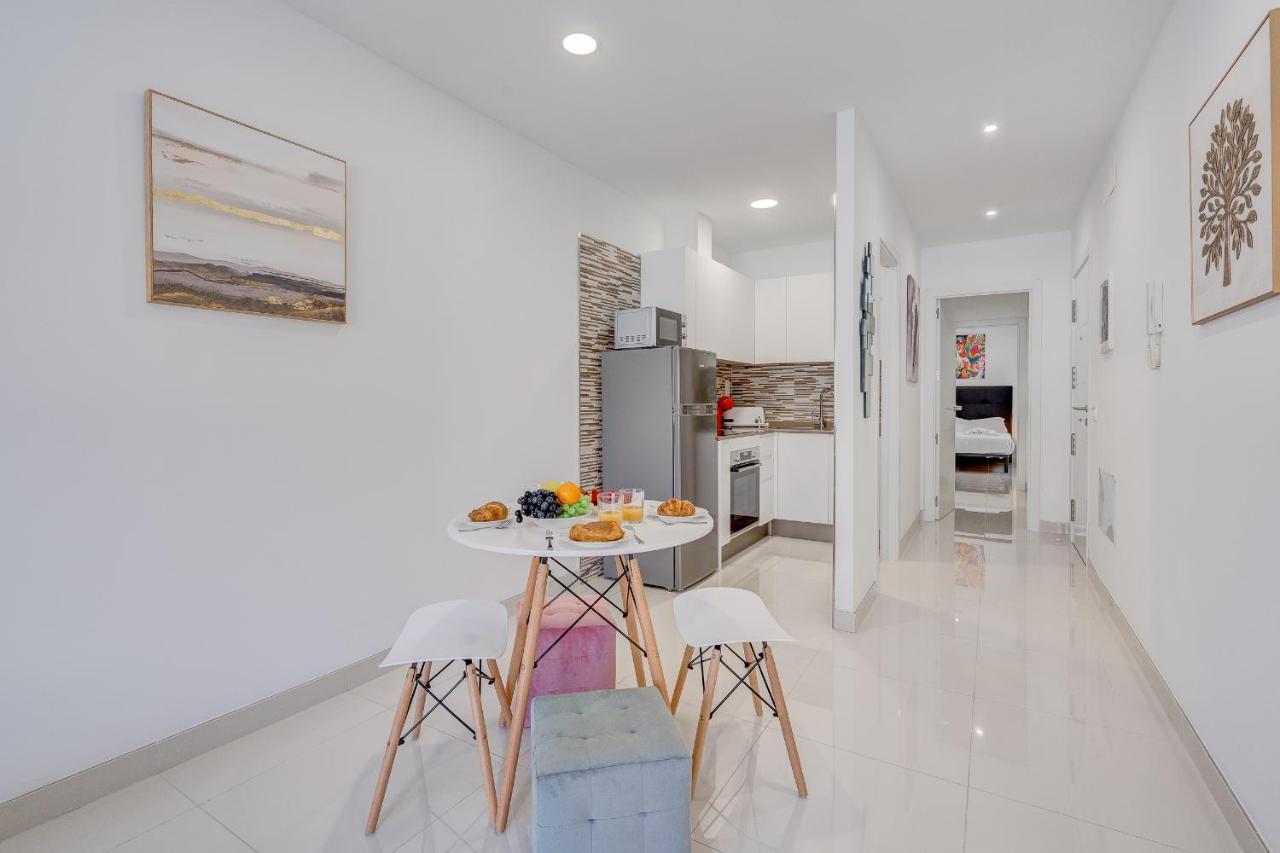 Coastal Escape Appartement Playa de San Juan  Buitenkant foto